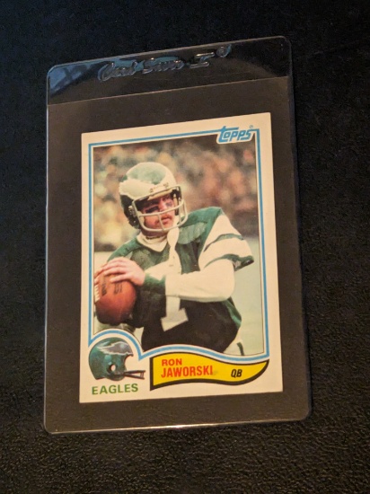 1982 Topps Ron Jaworski football card #447