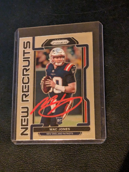 Mac Jones RC autographed card w/coa