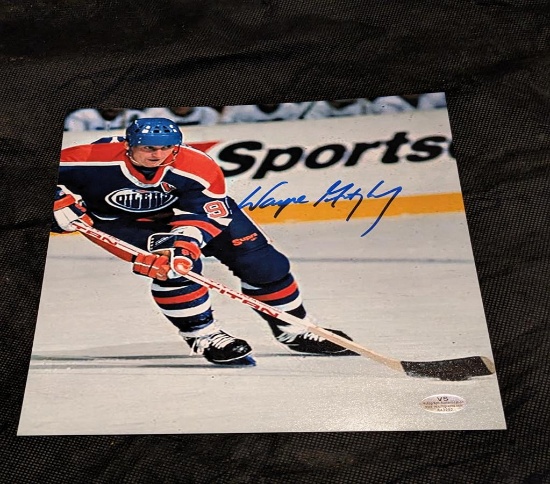 Wayne Gretzky autographed 8x10 photo with coa