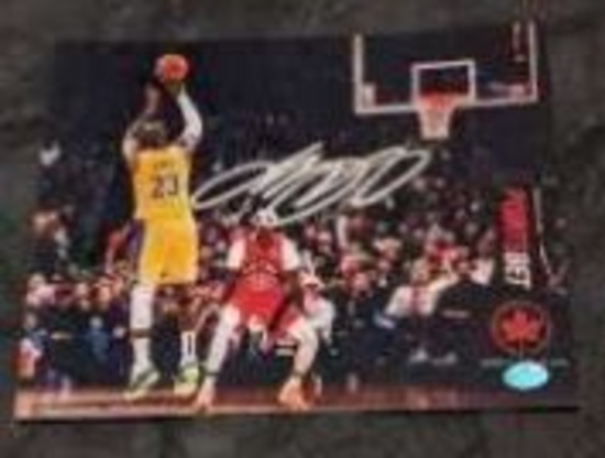 Lebron James autographed 8x10 photo with coa