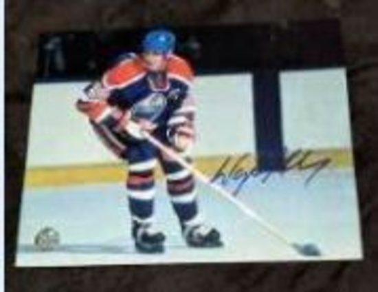 Wayne Gretzky Signed 8x10 Photo with coa