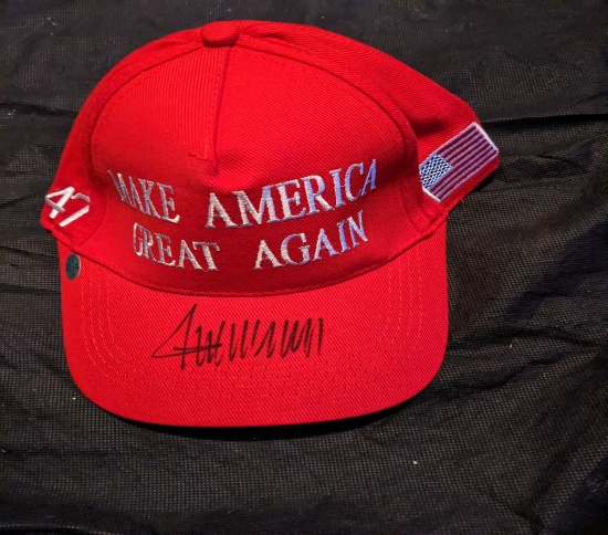 Donald Trump autographed "make america great again" cap with coa
