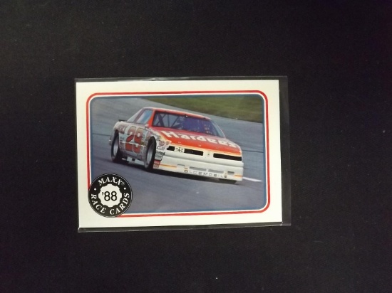 1988 MAXX HARDEE'S OLDSMOBILE STOCK CAR