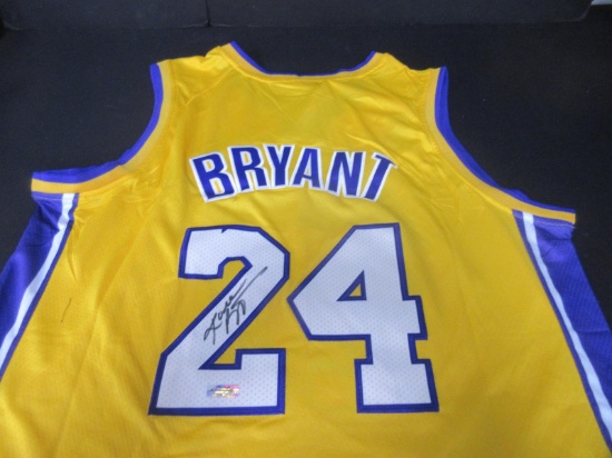 KOBE BRYANT SIGNED LAKERS 24 JERSEY HERITAGE COA