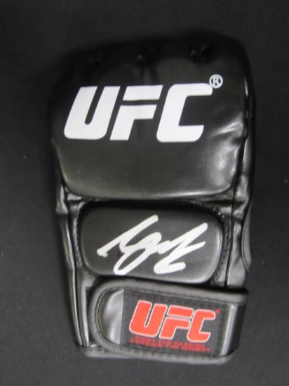 KHAMZAT CHIMAEV SIGNED UFC GLOVE WITH COA