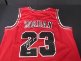 MICHAEL JORDAN SIGNED CHICAGO BULLS JERSEY COA
