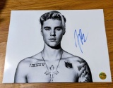 Justin Bieber Signed 8.5 x11 Photo with coa