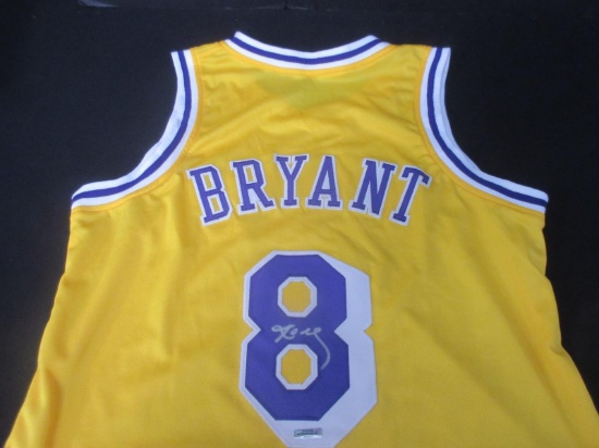 KOBE BRYANT SIGNED LAKERS JERSEY WITH COA
