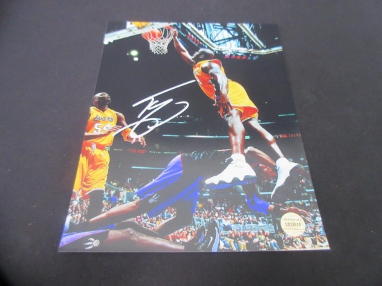 SHAQUILLE O'NEAL SIGNED 8X10 PHOTO WITH COA