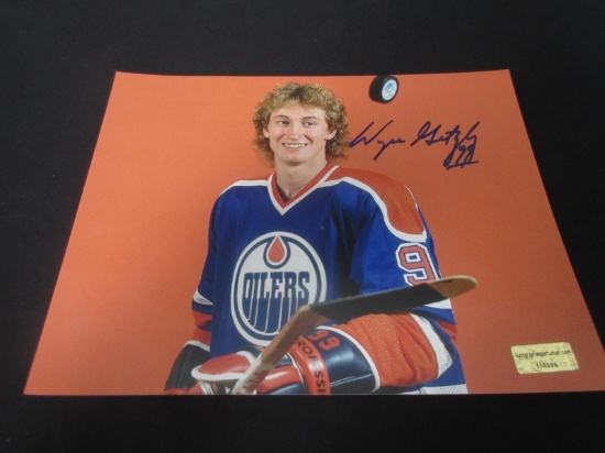 WAYNE GRETZKY SIGNED 8X10 PHOTO WITH COA