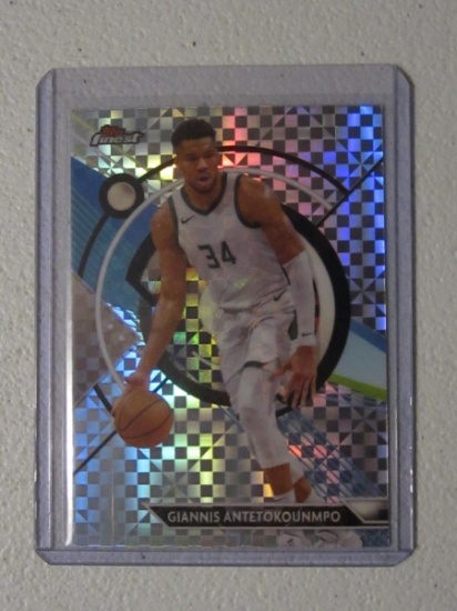 2024 TOPPS FINEST GIANNIS XFRACTOR BUCKS