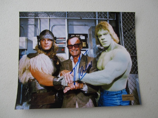 STAN LEE SIGNED 8X10 PHOTO WITH COA MARVEL