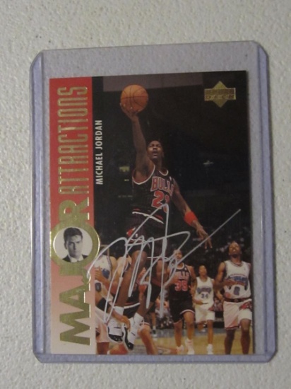 MICHAEL JORDAN SIGNED CARD WITH COA BULLS