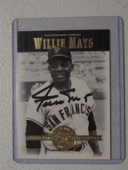 WILLIE MAYS SIGNED CARD WITH COA GIANTS