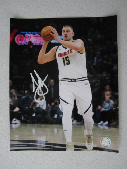 NIKOLA JOKIC SIGNED 8X10 PHOTO WITH COA
