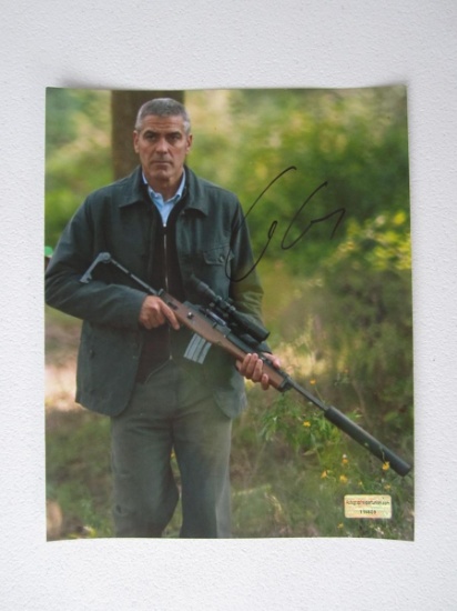 GEORGE CLOONEY SIGNED 8X10 PHOTO WITH COA