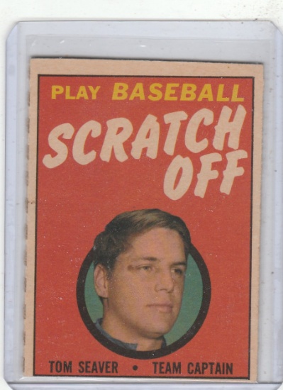 923 LOT SPORTS CARD AND MEMORABILIA AUCTION