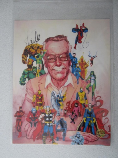 STAN LEE SIGNED 8.5X11 PHOTO WITH COA