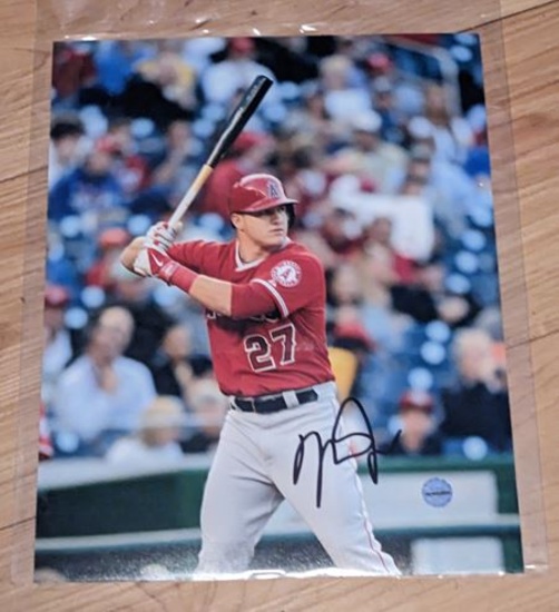 Mike Trout autographed 8x10 photo with coa