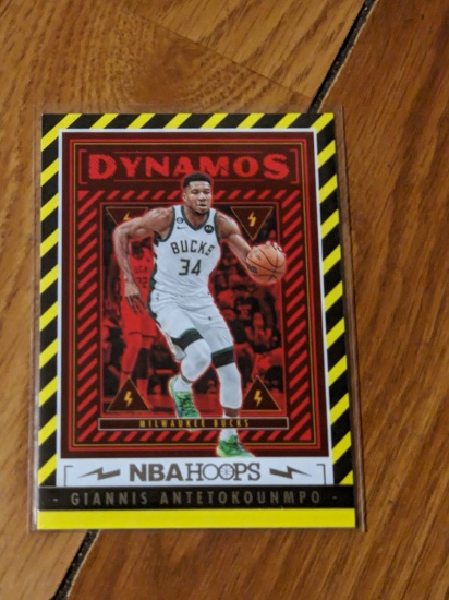 2023-24 Panini NBA Hoops Dynamos #14 Giannis Antetokounmpo Milwaukee Bucks