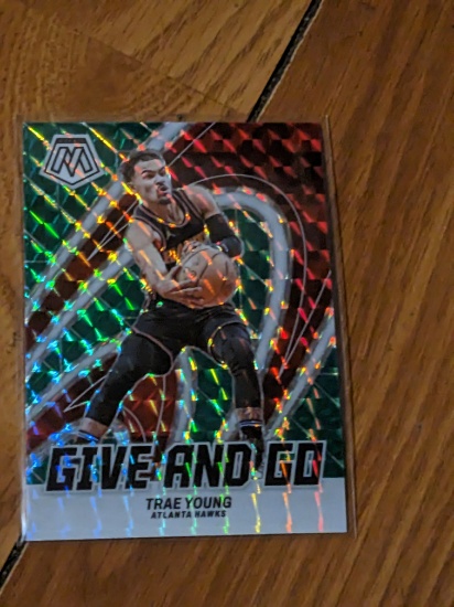2023-24 Panini Mosaic Trae Young Give And Go Green Mosaic Prizm #10 Hawks