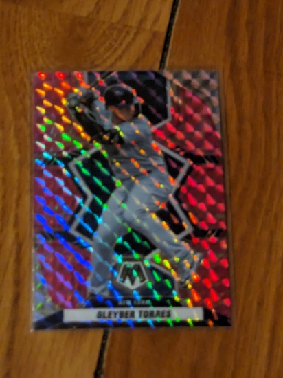 Gleyber Torres #67 2022 Panini Mosaic Pink Camo Mosaic New York Yankees