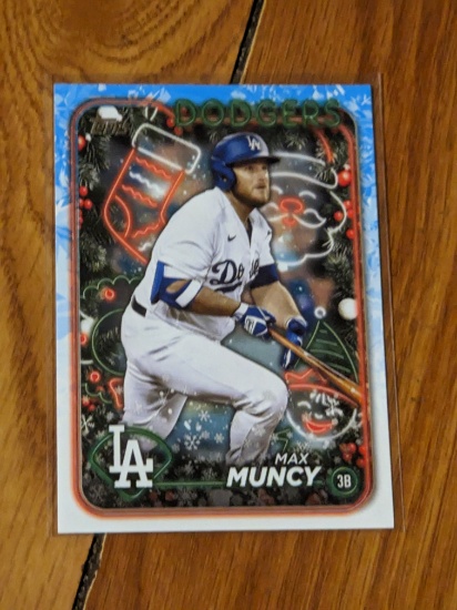 2024 Topps Holiday Baseball #H55 - Max Muncy - Los Angeles Dodgers