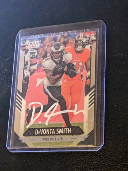 Devonta Smith autographed card w/coa