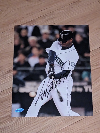 Ken Griffey jr autographed 8x10 photo with coa