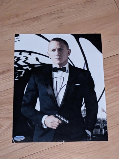 Daniel Craig(007-bond) autographed 8x10 photo with coa