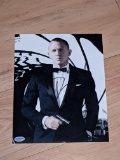 Daniel Craig(007-bond) autographed 8x10 photo with coa
