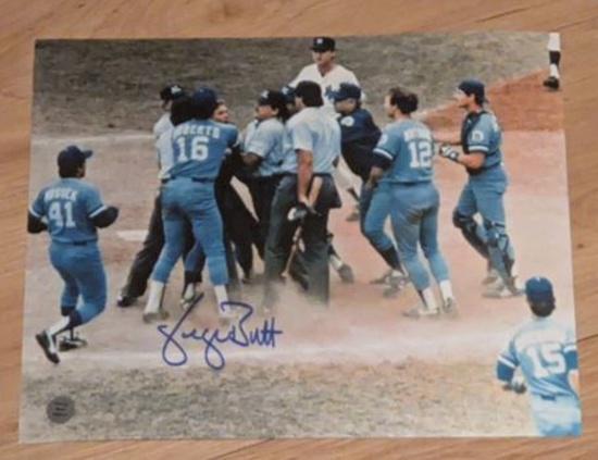 George Brett autographed 8x10 photo with coa
