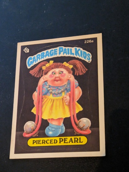 Pierced Pearl 1986 Garbage Pail Kids Topps Sticker Card