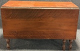 Sheraton Drop Leaf Cherry Dining Room Table w Wonderful Legs