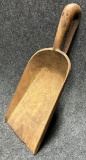 Wonderful 1800s Carved Wooden Grain Scoop w Dugout Handle