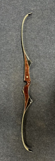 Bear Tamer Lane Recurve Archery Right Handed Bow 69" 38#