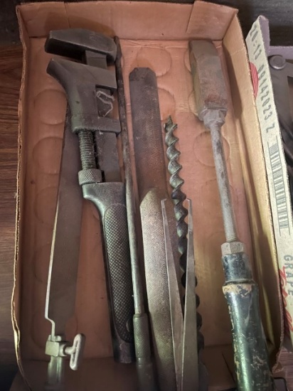 MISC TOOLS BOX LOT