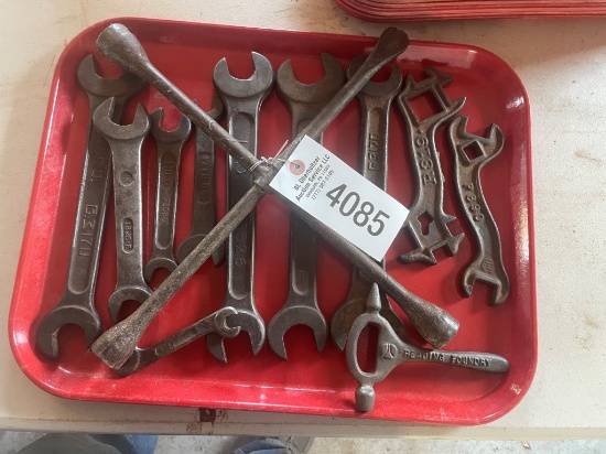 8 IHC WRENCHES AND MORE