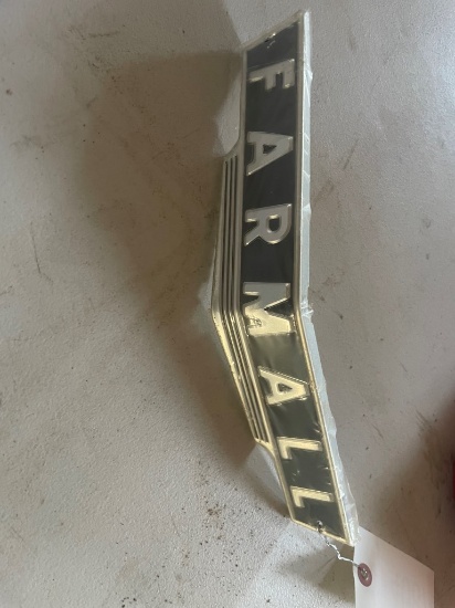 FARMALL HOOD EMBLEM NEW
