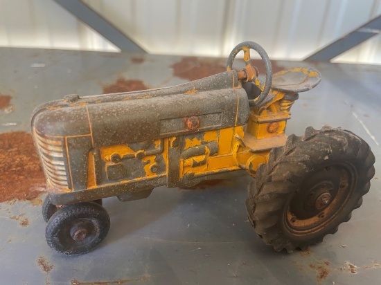 ANTIQUE TOY TRACTOR