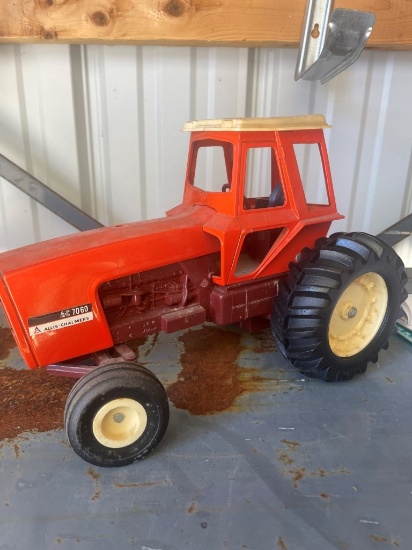 ALLIS CHALMERS 7060 TRACTOR