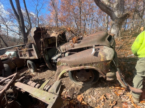 1963 GMC 300 1 TON DUMP TRUCK