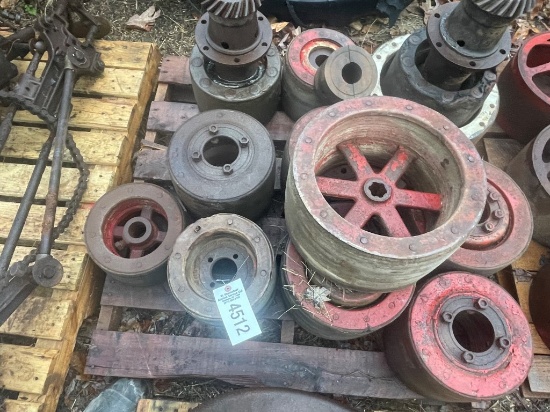 WOOD/ PAPER PULLEYS SKID LOT