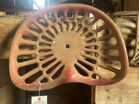 CAST IRON EQUIPMENT SEAT
