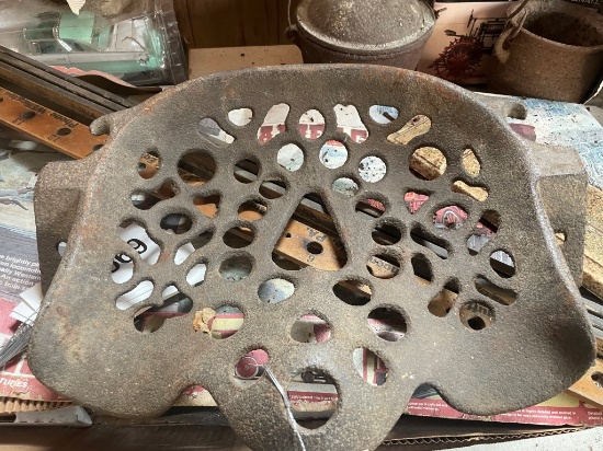 CAST IRON EQUIPMENT SEAT