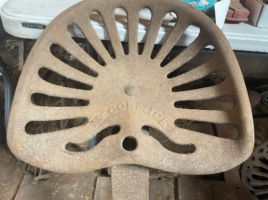MCCORMICK DEERING CAST SEAT