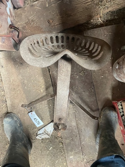 CHAMPION CAST IRON SEAT