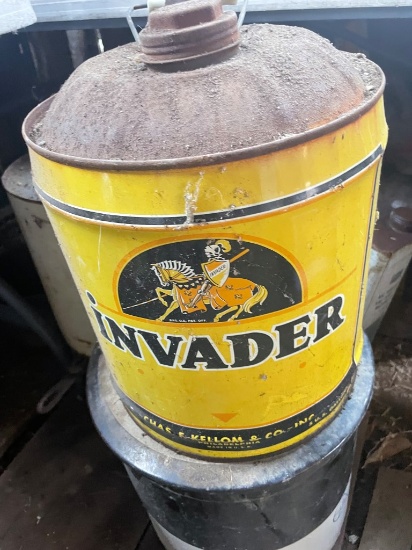 5 GAL INVADER OIL CAN