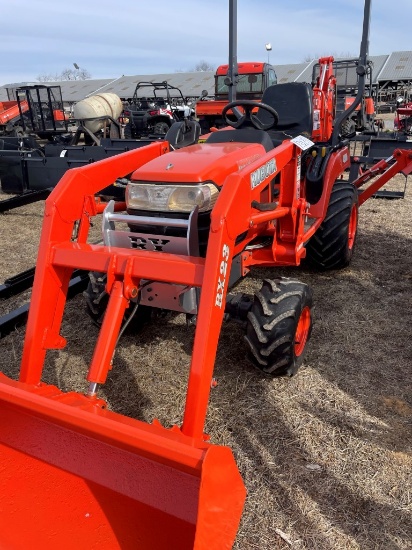 Kubota BX23 TLB W/ Loader & Backhoe, low hours solid machine