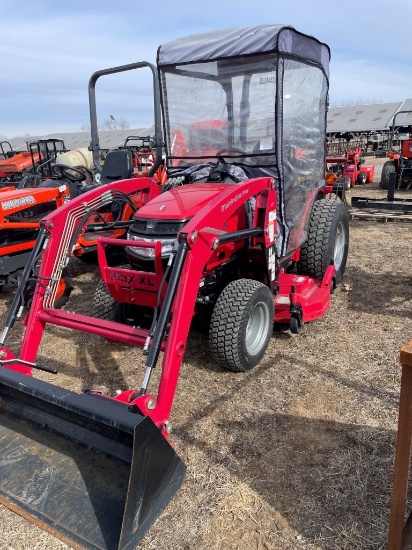 2017 Mahindra 26XL 4X4 W/ Loader & Mower Deck w/ cab kit